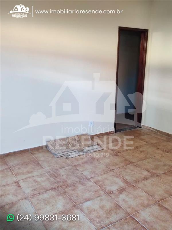 Casa para Alugar no Vila Santa Cecília em Resende