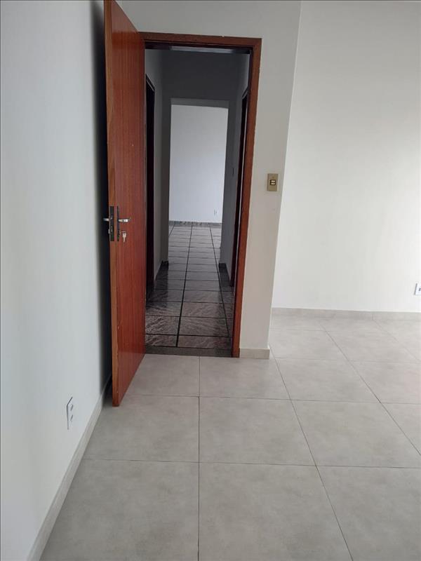 Apartamento para Alugar no Vila Julieta em Resende - Foto do Imvel