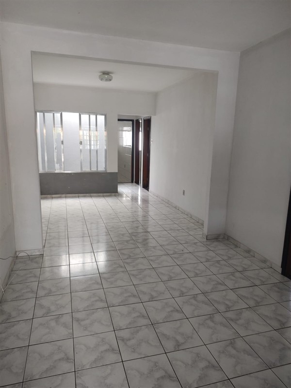 Casa para Alugar no Vila Julieta em Resende