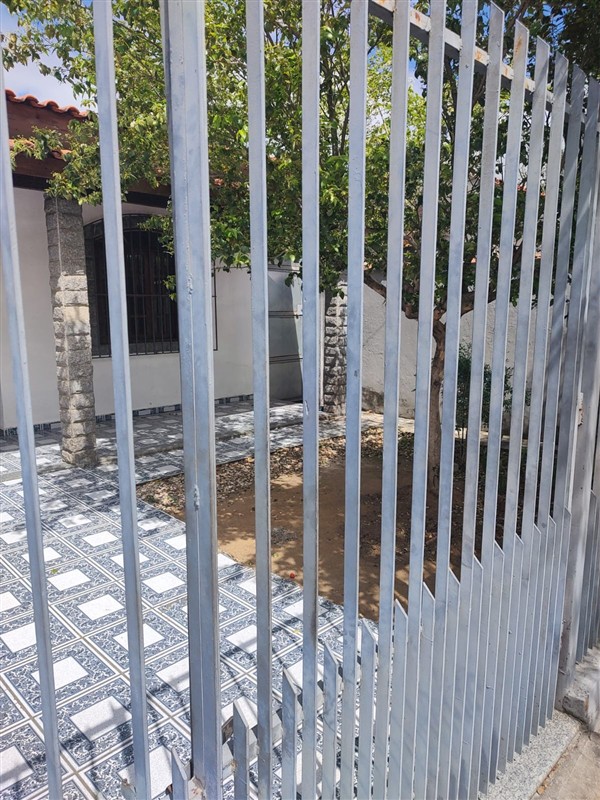 Casa para Alugar no Vila Julieta em Resende