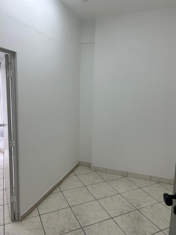 Sala comercial para Alugar no Vila Julieta em Resende - Foto do Im�vel
