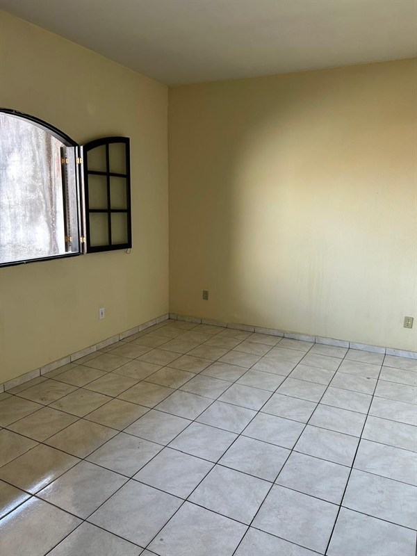 Casa para Alugar no Cidade Alegria em Resende - Foto do Im�vel