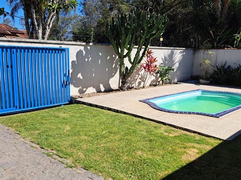 Casa à Venda