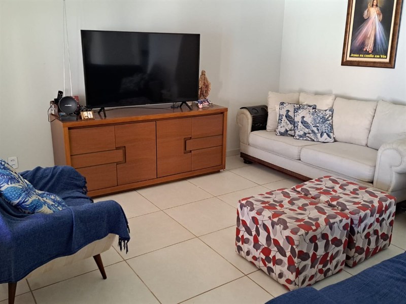 Casa a Venda no Jardim das Rosas  em Penedo (Itatiaia) - Foto do Im�vel